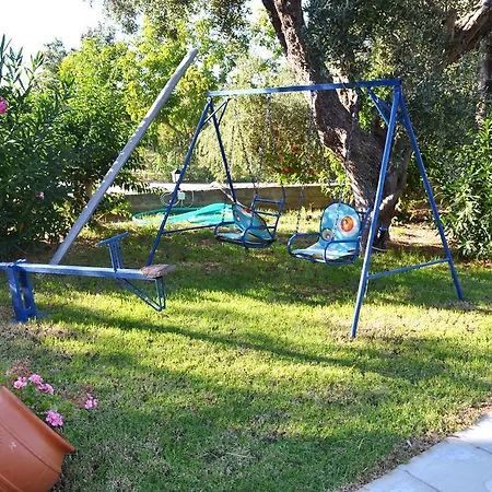 Pansion Mary מלון דירות